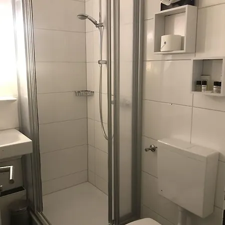 Bensons Otel 3*